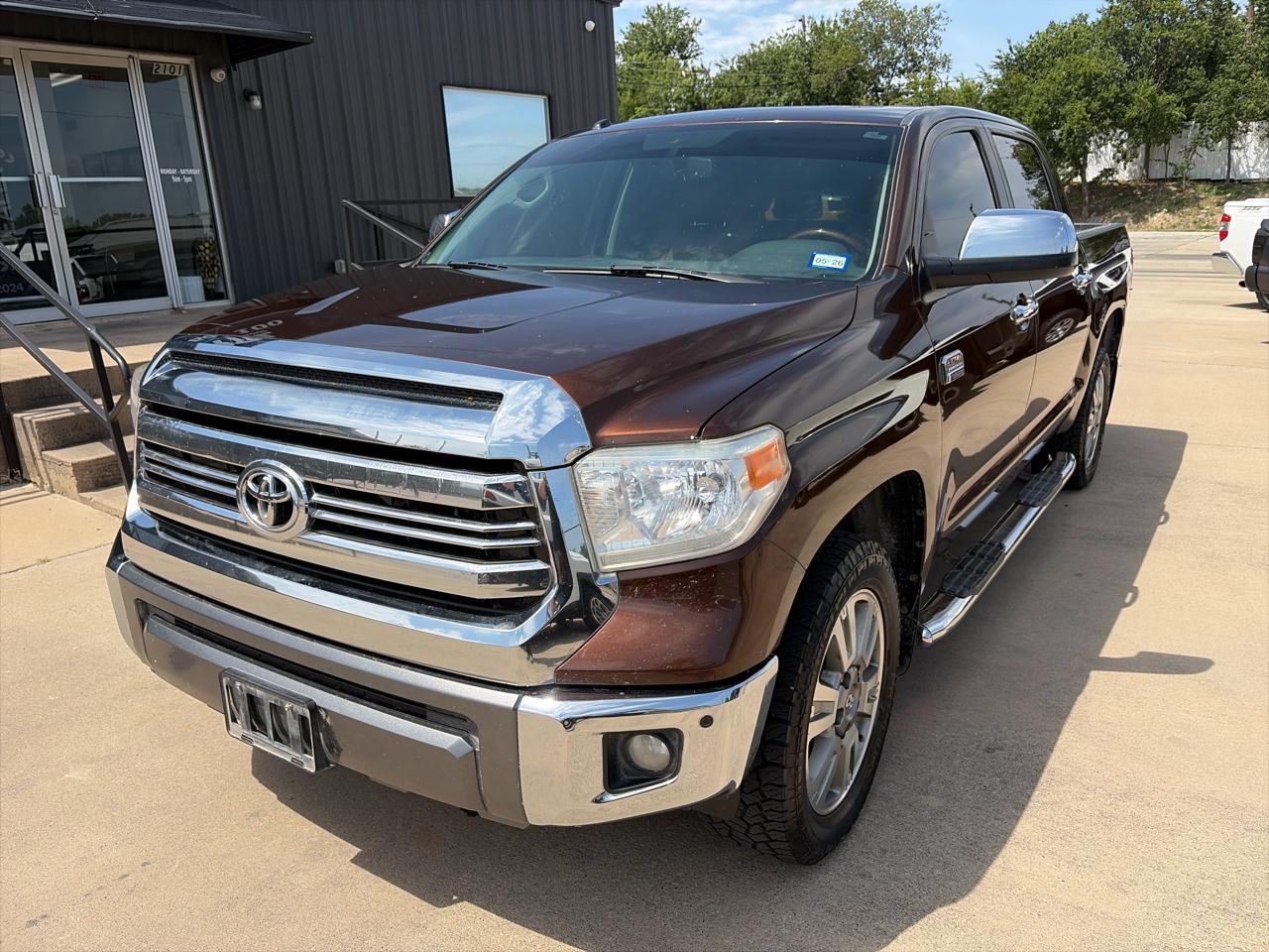 Toyota Tundra 1794 Edition Crew Max 4WD SWB 2017