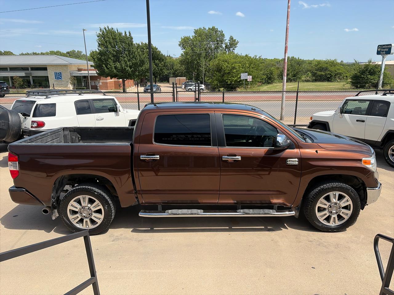 Toyota Tundra 1794 Edition Crew Max 4WD SWB 2017