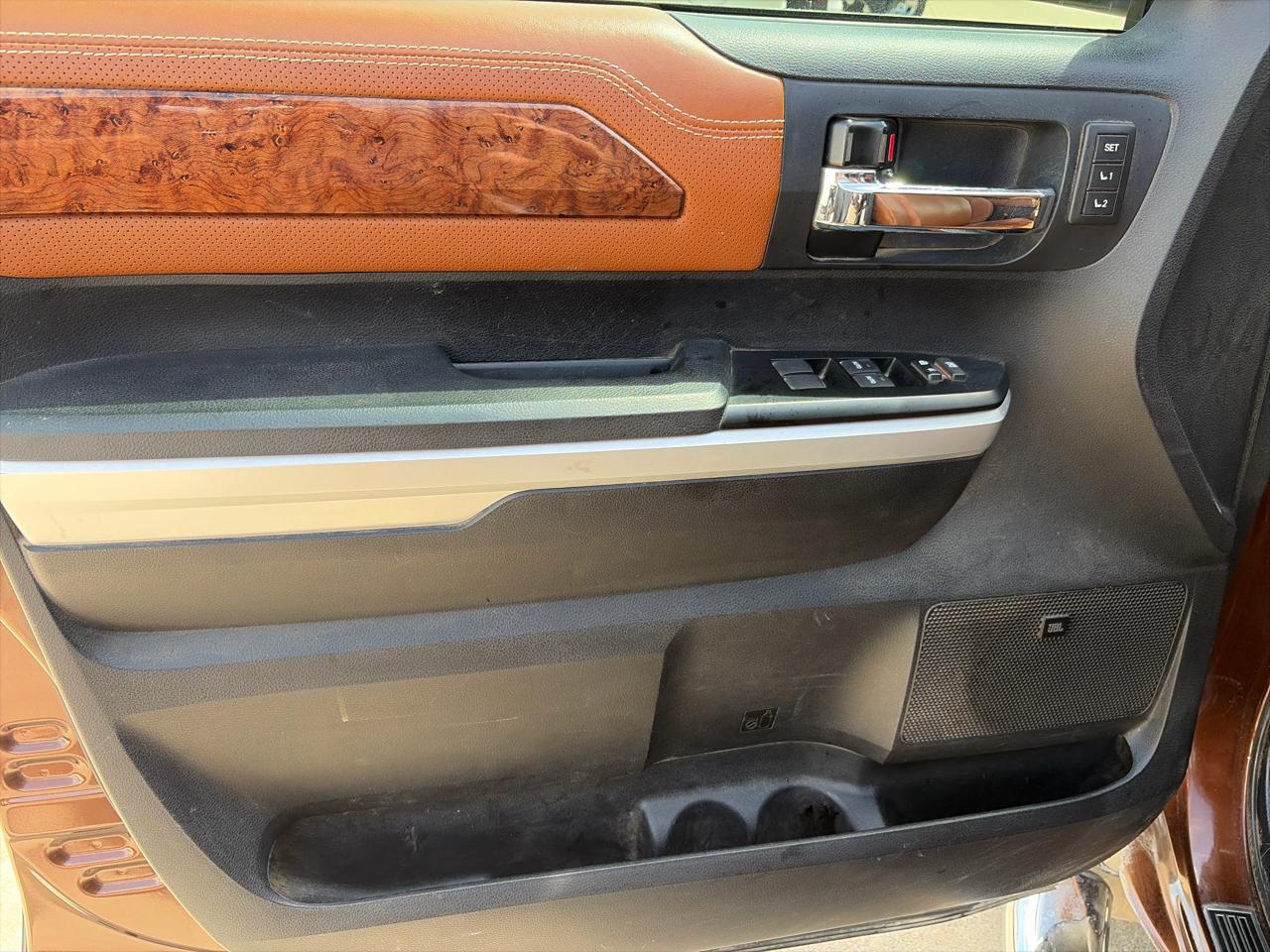 Toyota Tundra 1794 Edition Crew Max 4WD SWB 2017