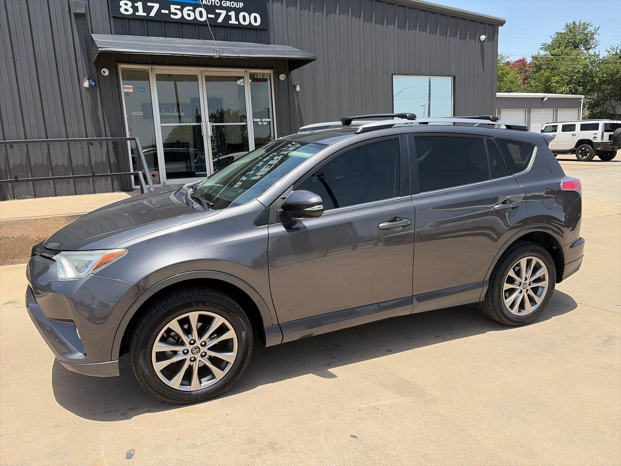 Toyota RAV4 Platinum FWD (Natl) 2018
