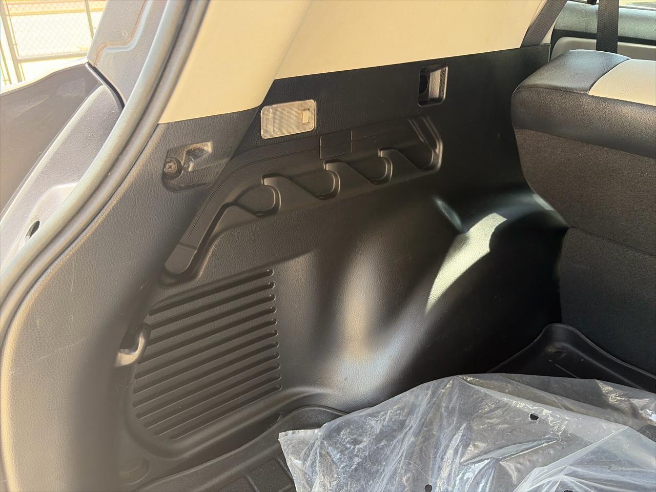 Toyota RAV4 Platinum FWD (Natl) 2018