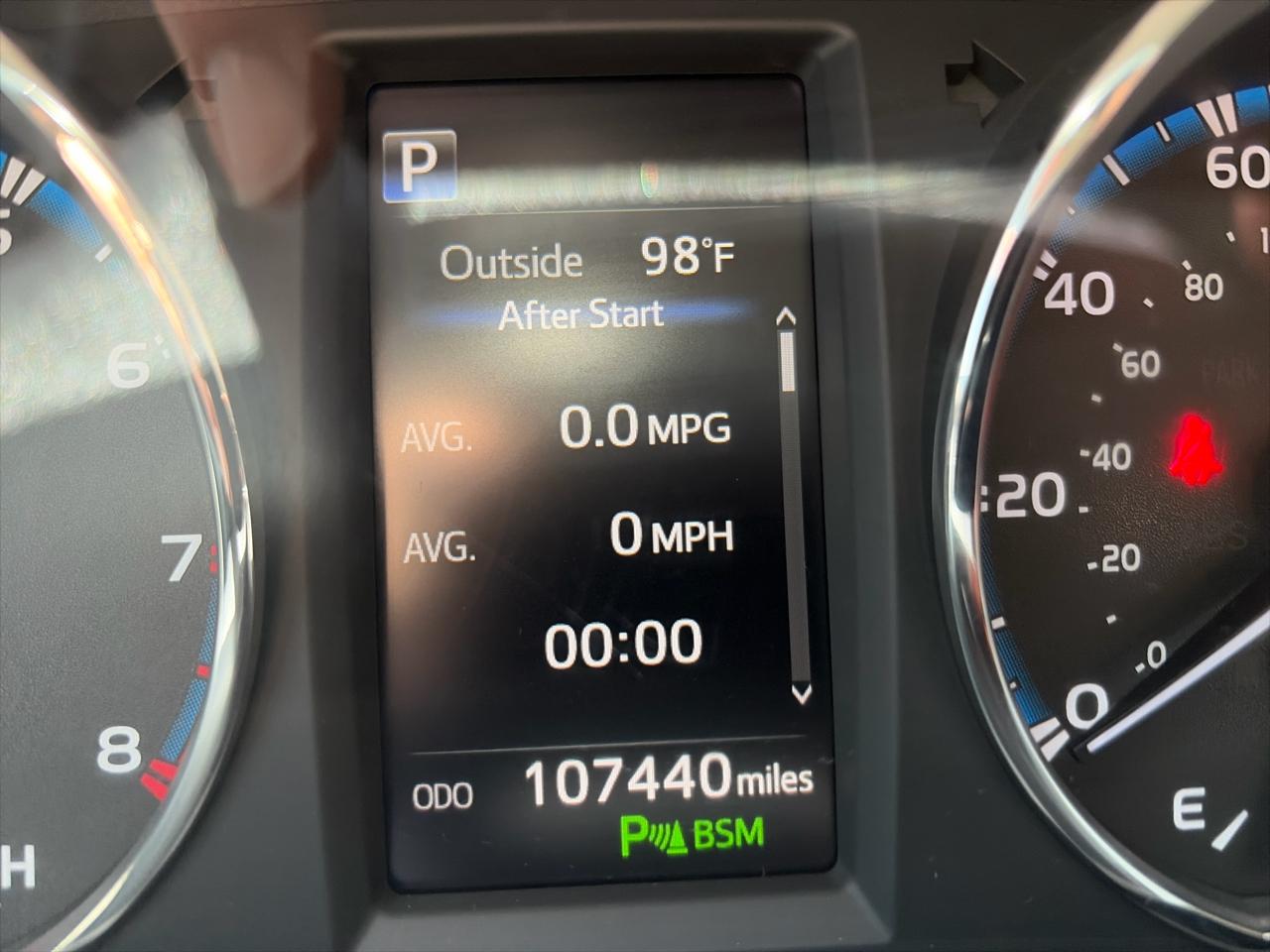 Toyota RAV4 Platinum FWD (Natl) 2018