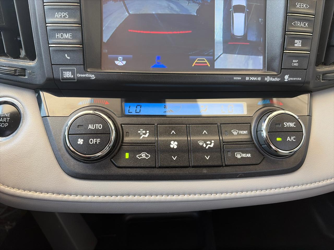 Toyota RAV4 Platinum FWD (Natl) 2018