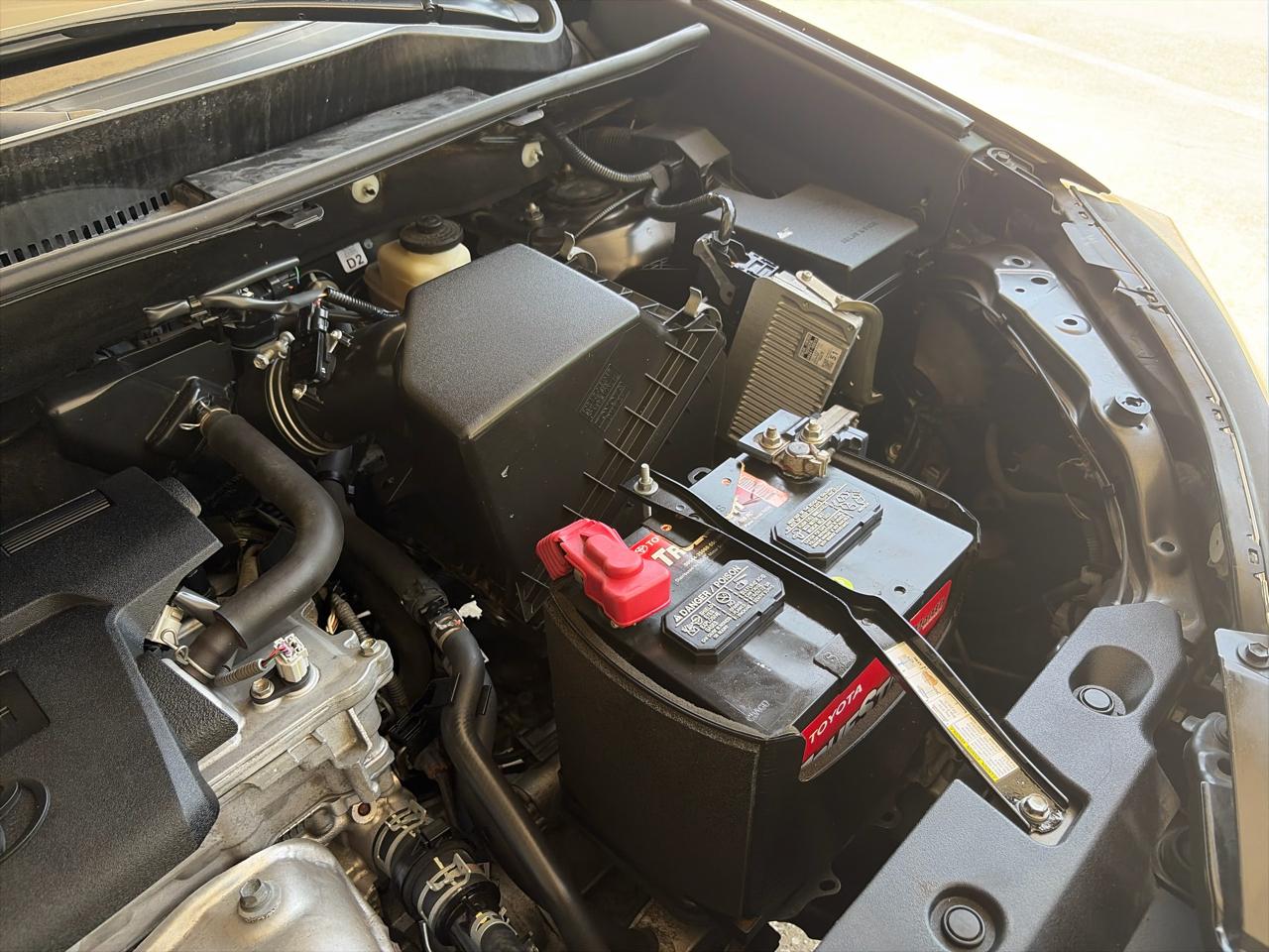 Toyota RAV4 Platinum FWD (Natl) 2018