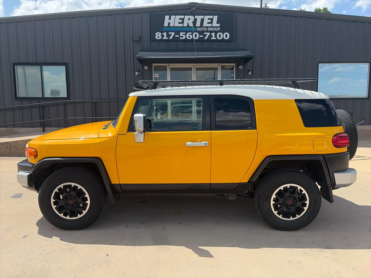 Toyota FJ Cruiser 4WD AT 2010