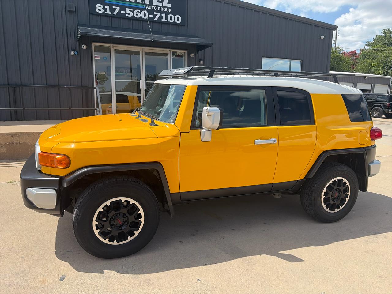 Toyota FJ Cruiser 4WD AT 2010