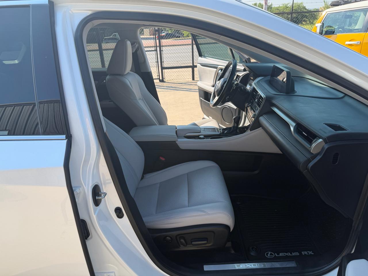 Lexus RX 350 FWD 2020