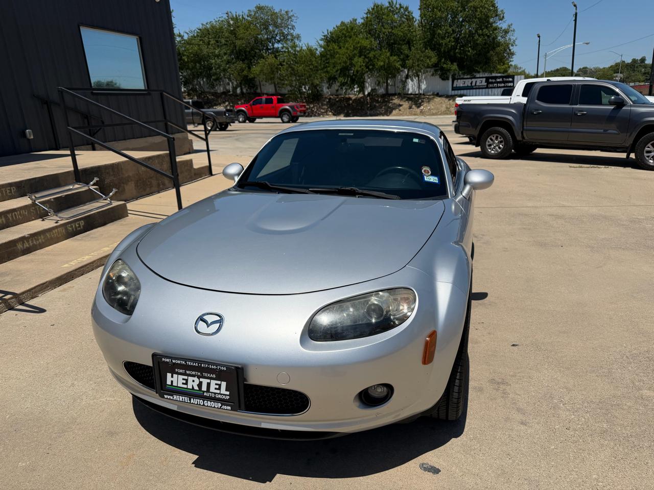Mazda MX-5 Miata Touring Power Retractable Hardtop 2008