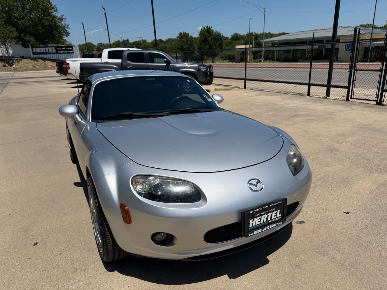Mazda MX-5 Miata Touring Power Retractable Hardtop 2008