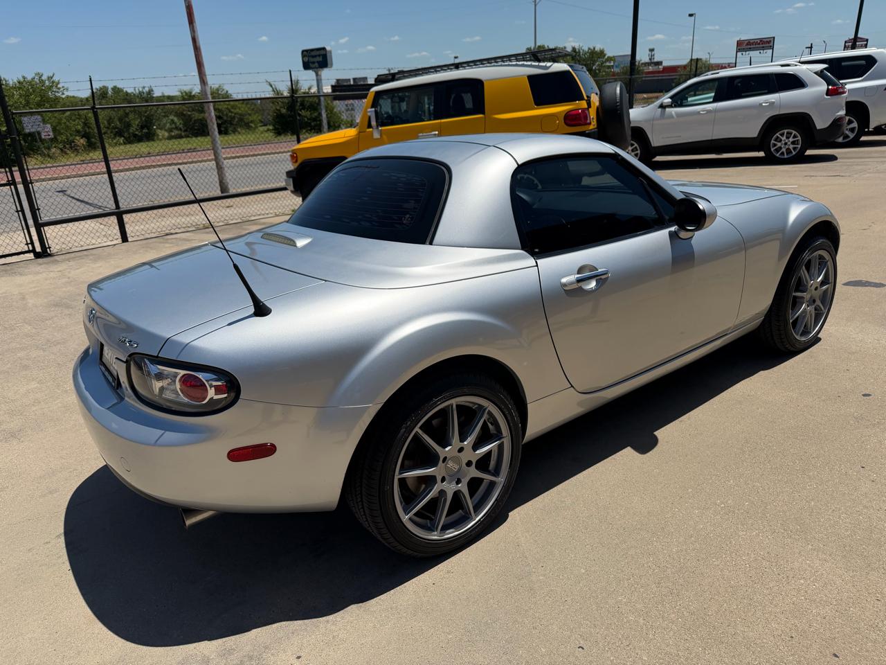 Mazda MX-5 Miata Touring Power Retractable Hardtop 2008