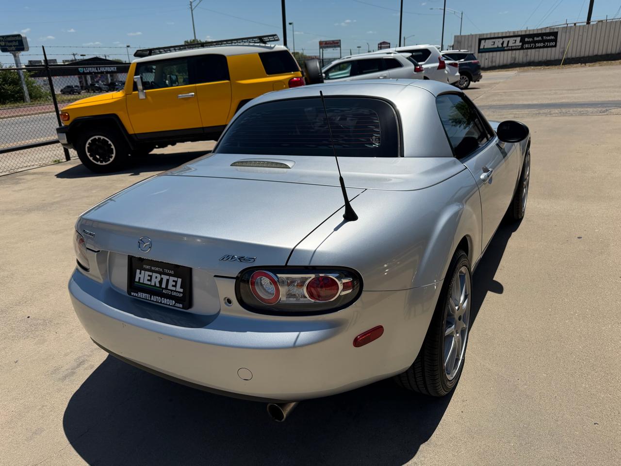 Mazda MX-5 Miata Touring Power Retractable Hardtop 2008