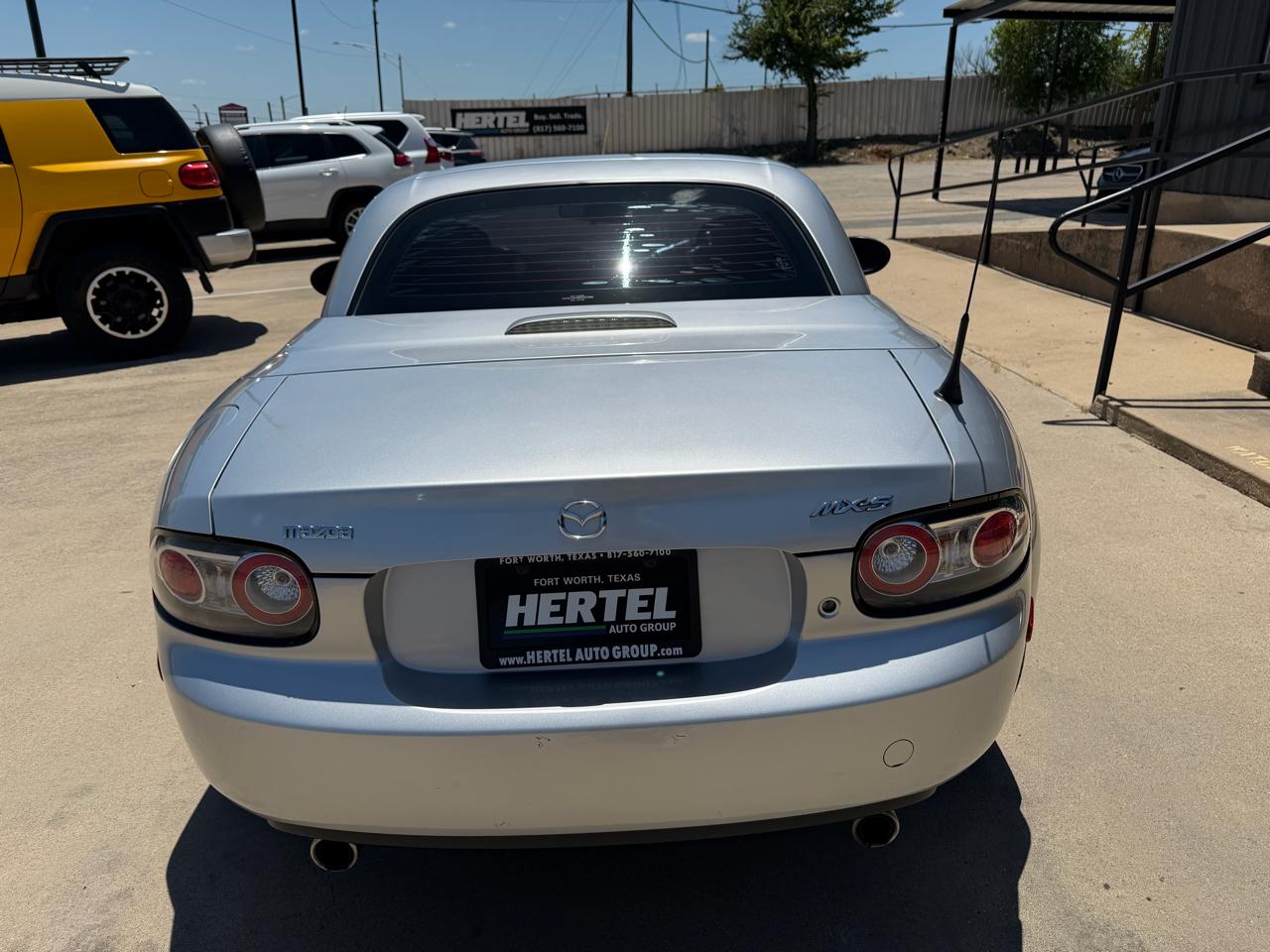 Mazda MX-5 Miata Touring Power Retractable Hardtop 2008