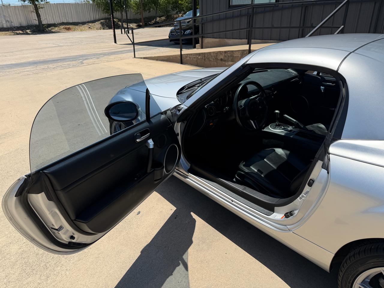 Mazda MX-5 Miata Touring Power Retractable Hardtop 2008