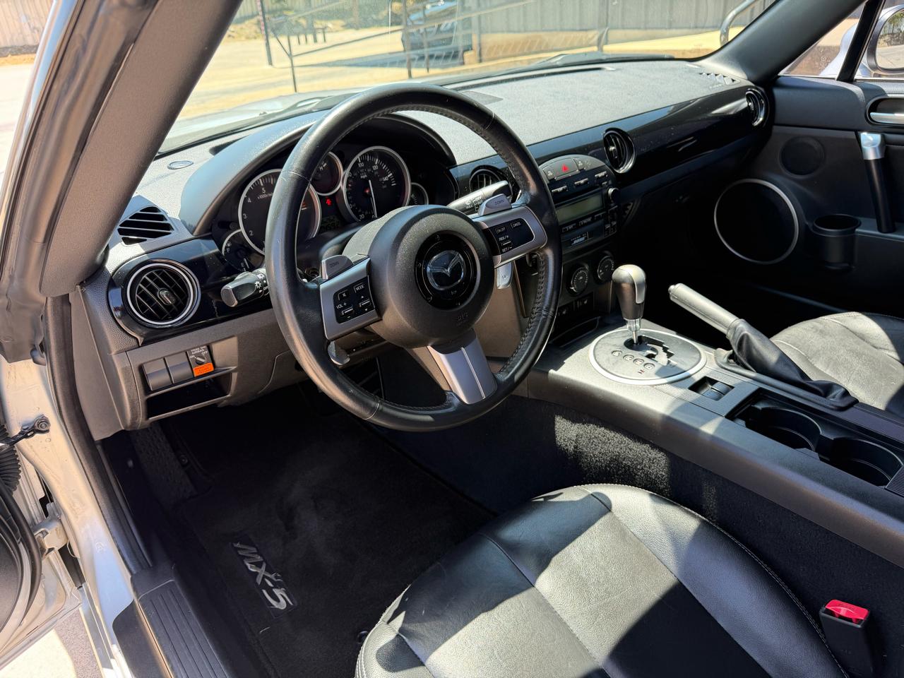 Mazda MX-5 Miata Touring Power Retractable Hardtop 2008