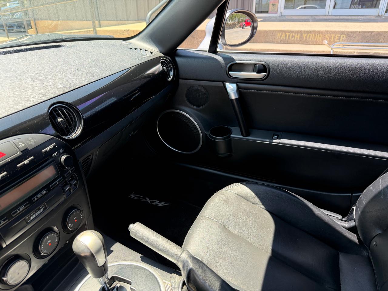 Mazda MX-5 Miata Touring Power Retractable Hardtop 2008