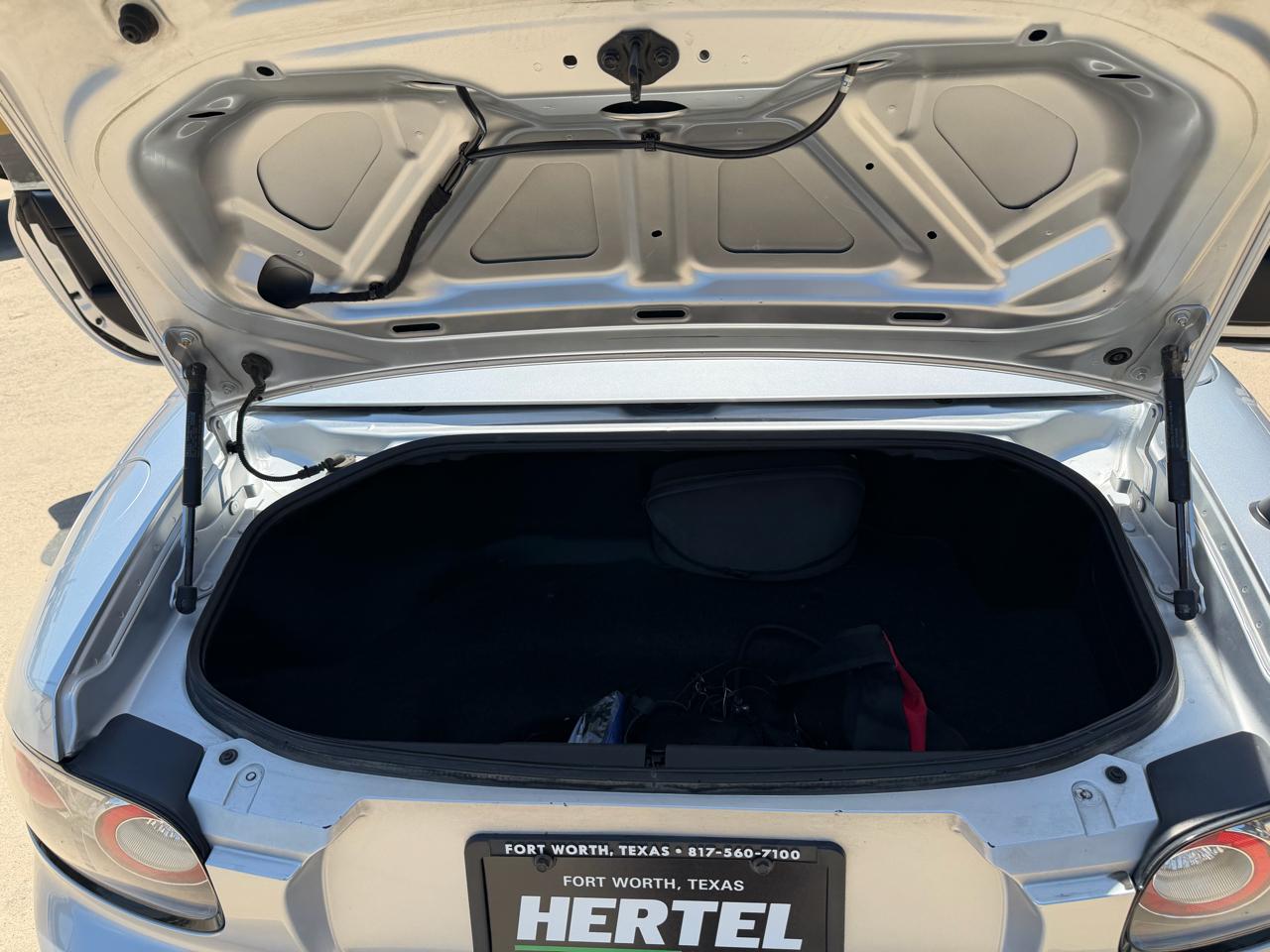 Mazda MX-5 Miata Touring Power Retractable Hardtop 2008