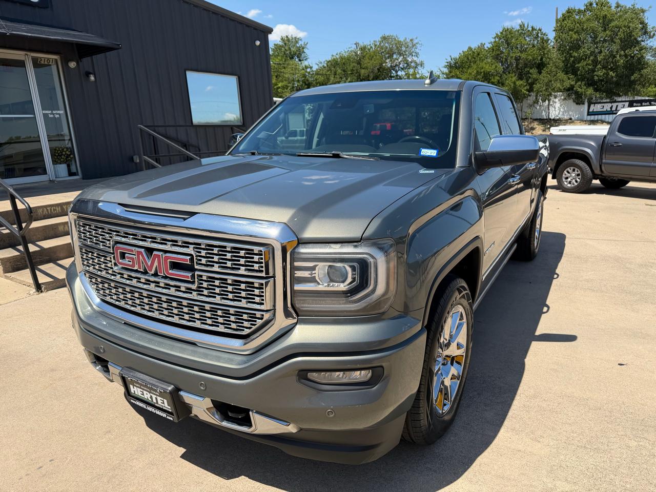 GMC Sierra 1500 Denali Crew Cab Long Box 4WD 2018