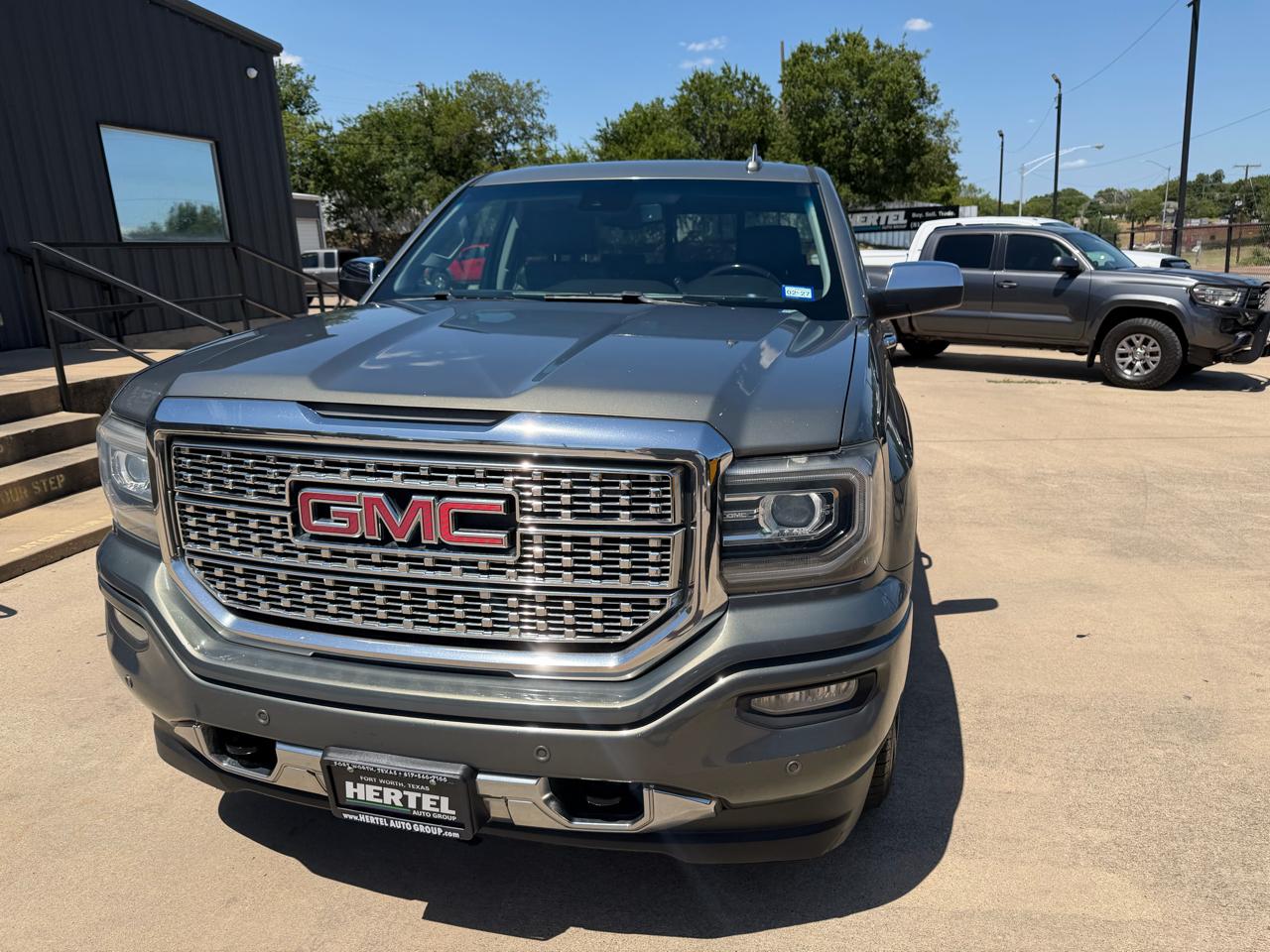GMC Sierra 1500 Denali Crew Cab Long Box 4WD 2018