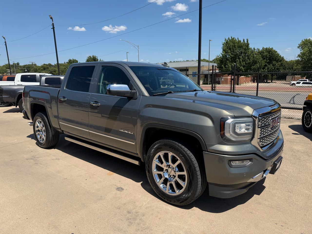 GMC Sierra 1500 Denali Crew Cab Long Box 4WD 2018
