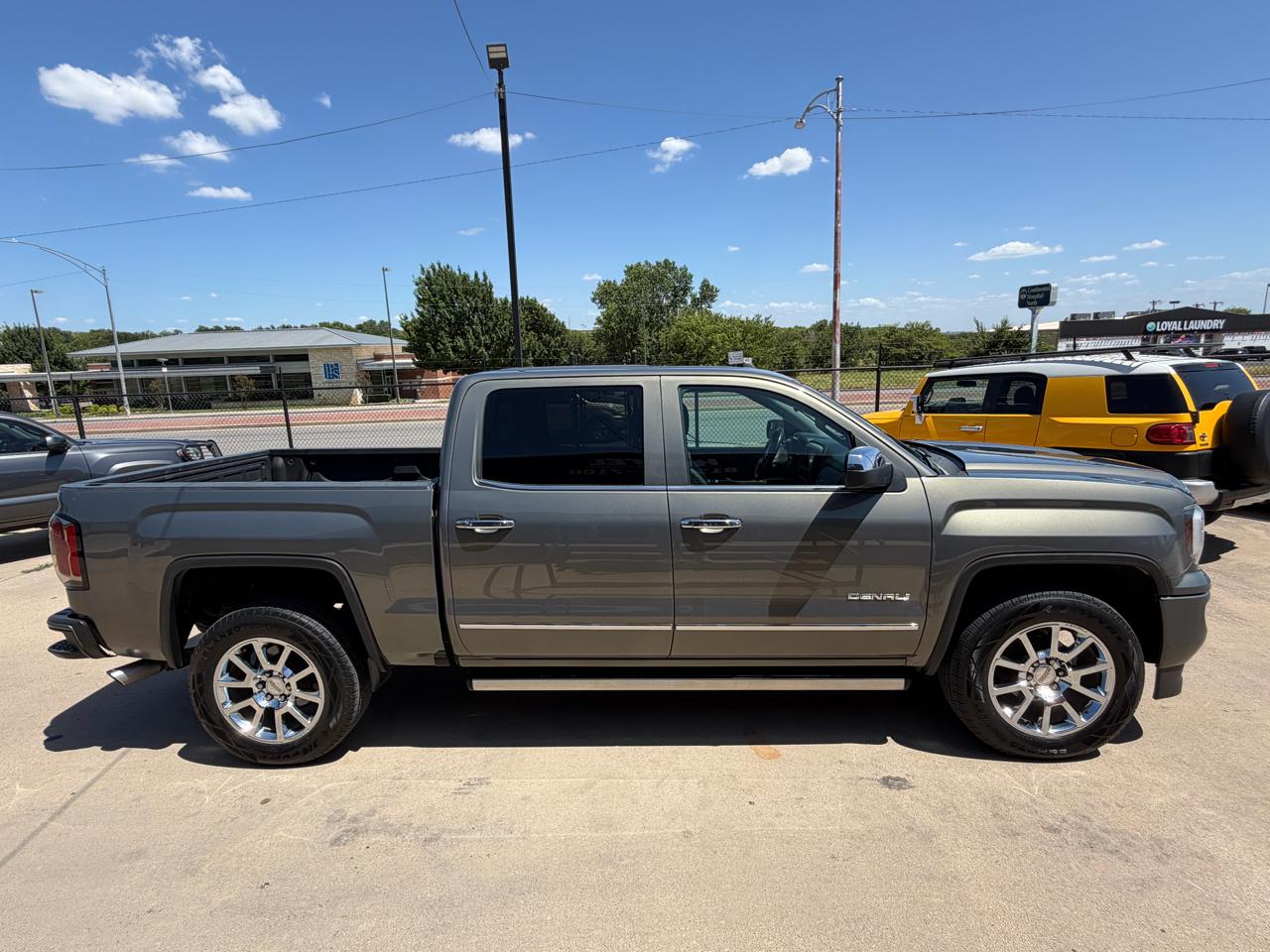 GMC Sierra 1500 Denali Crew Cab Long Box 4WD 2018