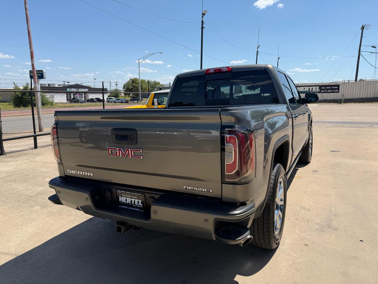 GMC Sierra 1500 Denali Crew Cab Long Box 4WD 2018