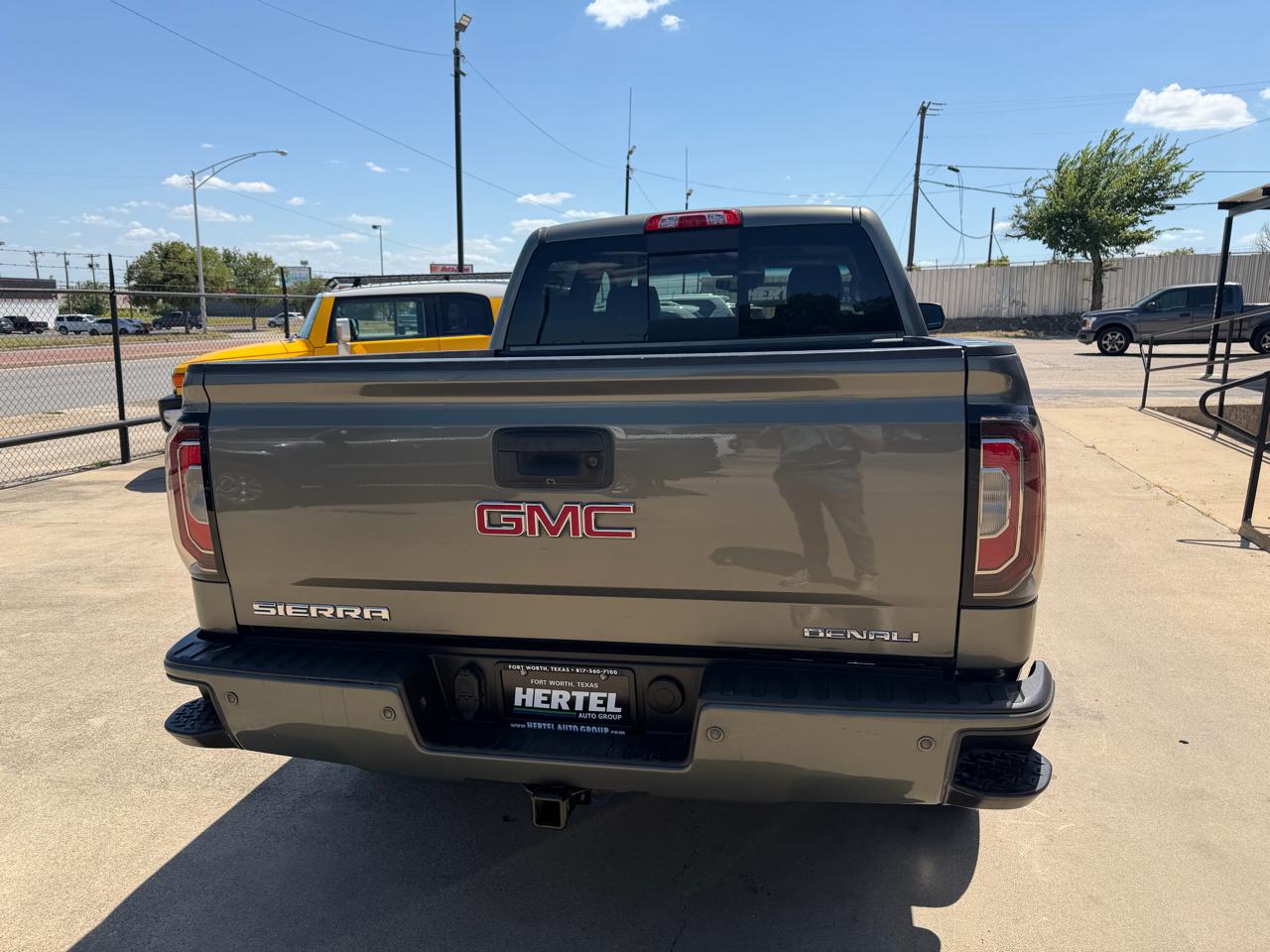 GMC Sierra 1500 Denali Crew Cab Long Box 4WD 2018