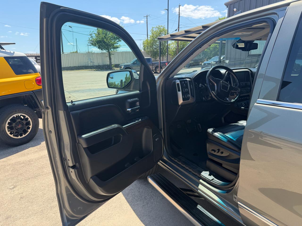 GMC Sierra 1500 Denali Crew Cab Long Box 4WD 2018