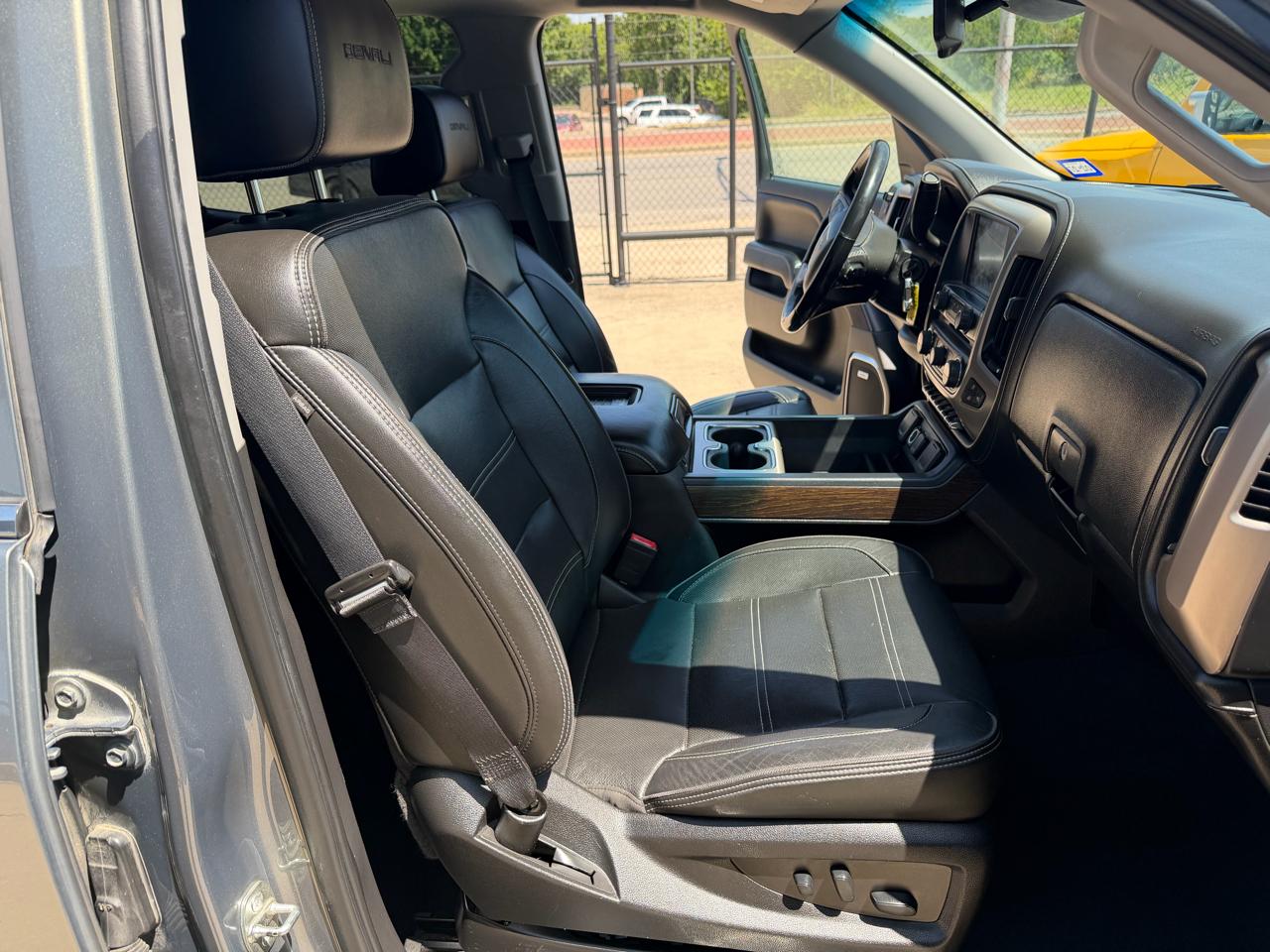 GMC Sierra 1500 Denali Crew Cab Long Box 4WD 2018