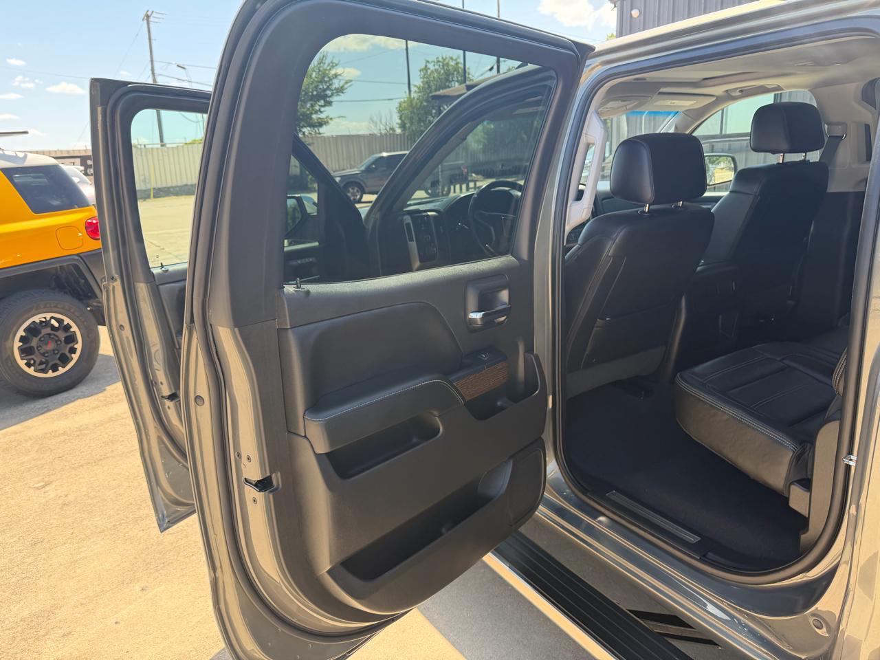 GMC Sierra 1500 Denali Crew Cab Long Box 4WD 2018