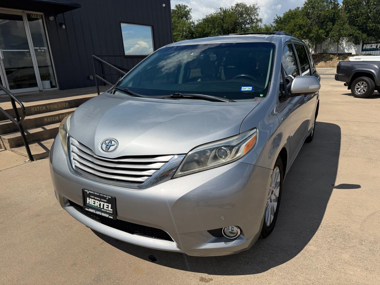 Toyota Sienna 5dr 7-Pass Van Ltd Premium FWD (Natl) 2015