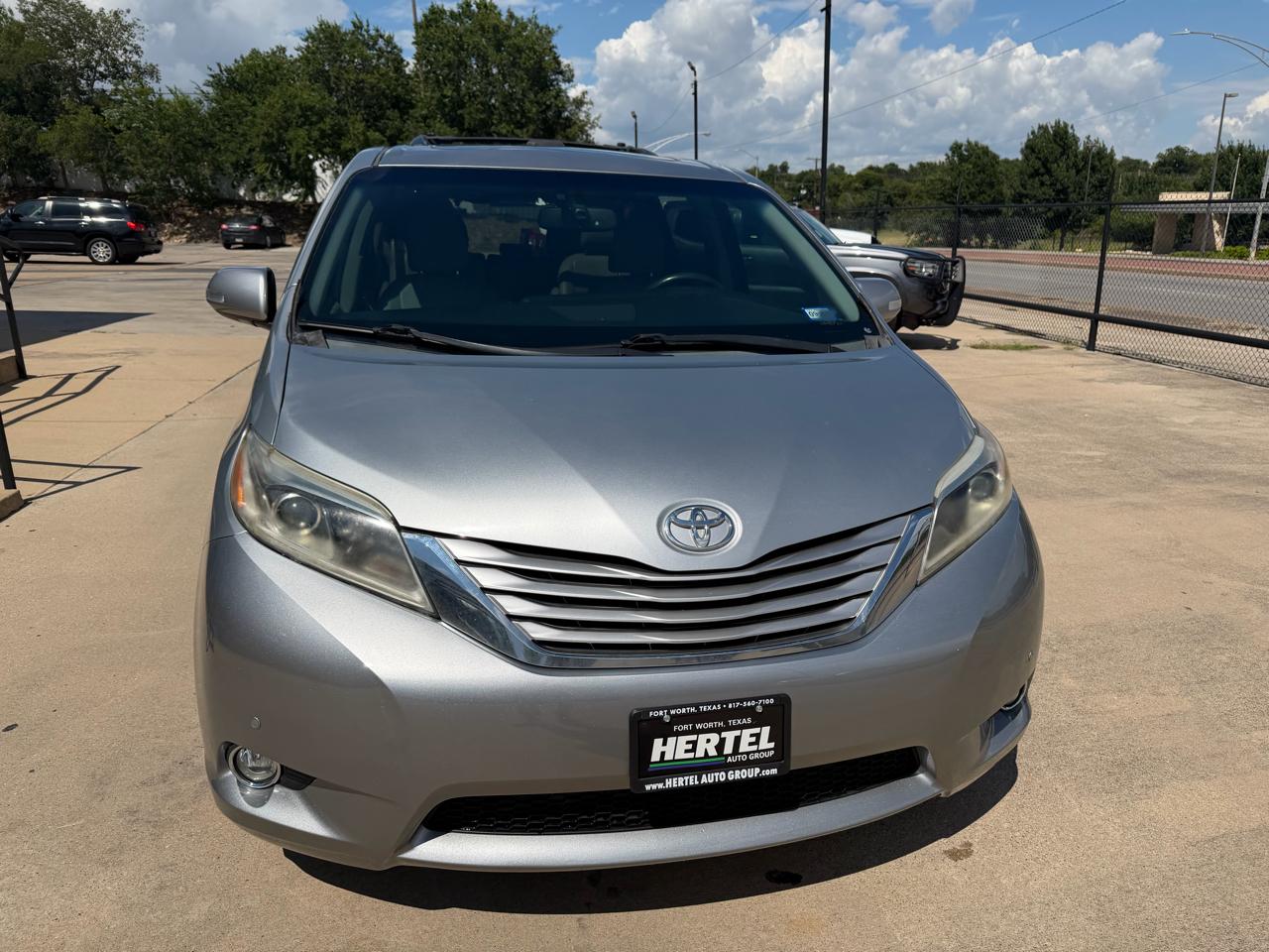 Toyota Sienna 5dr 7-Pass Van Ltd Premium FWD (Natl) 2015