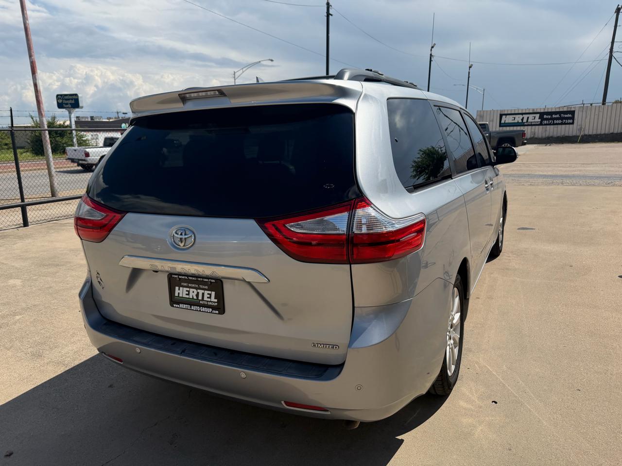 Toyota Sienna 5dr 7-Pass Van Ltd Premium FWD (Natl) 2015