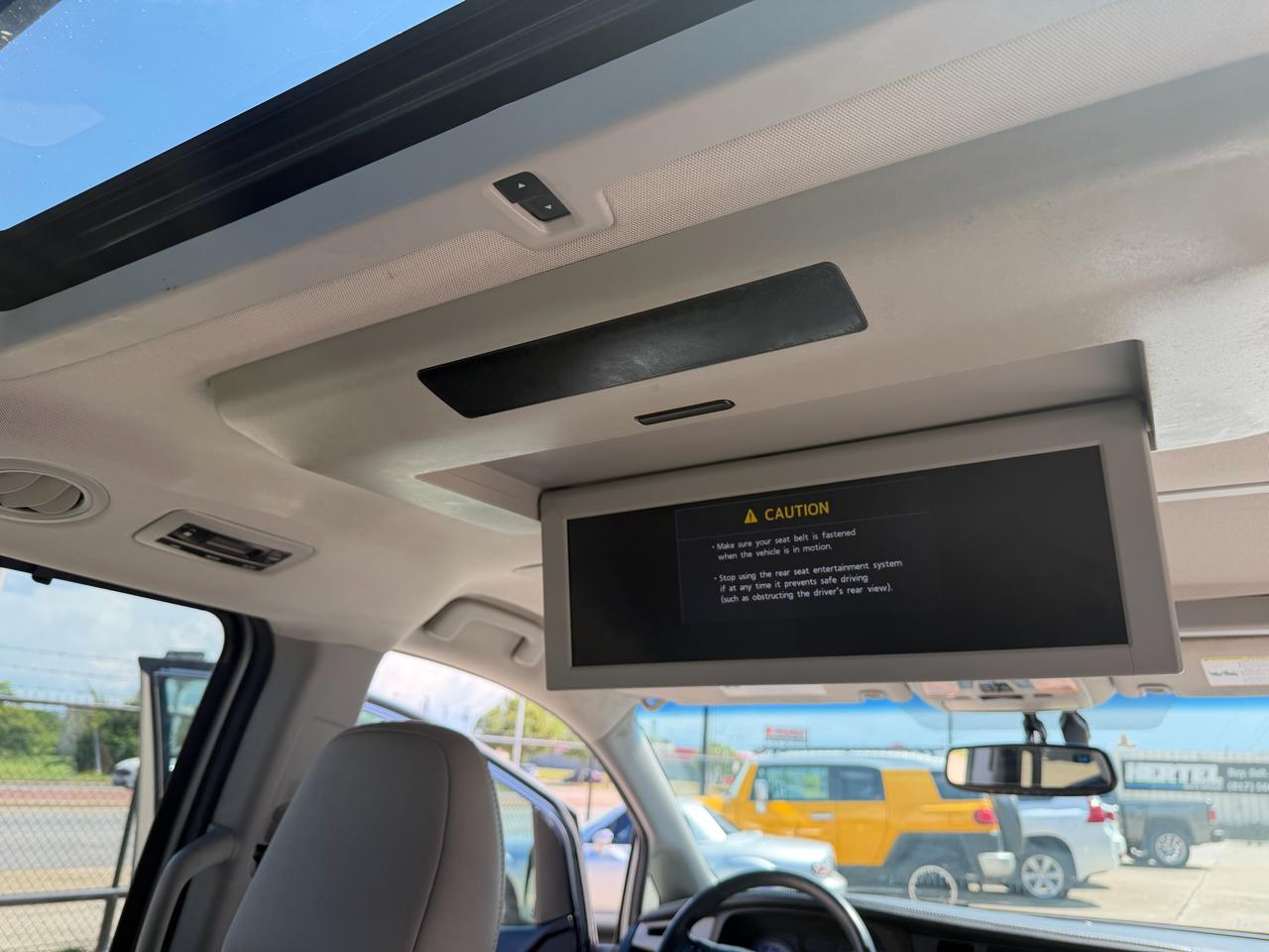 Toyota Sienna 5dr 7-Pass Van Ltd Premium FWD (Natl) 2015