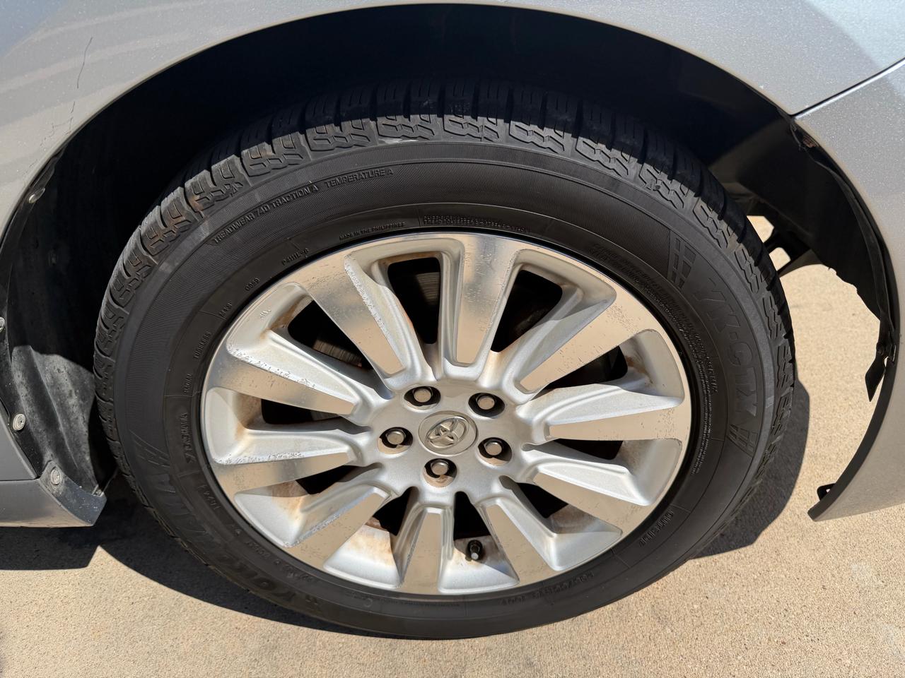 Toyota Sienna 5dr 7-Pass Van Ltd Premium FWD (Natl) 2015