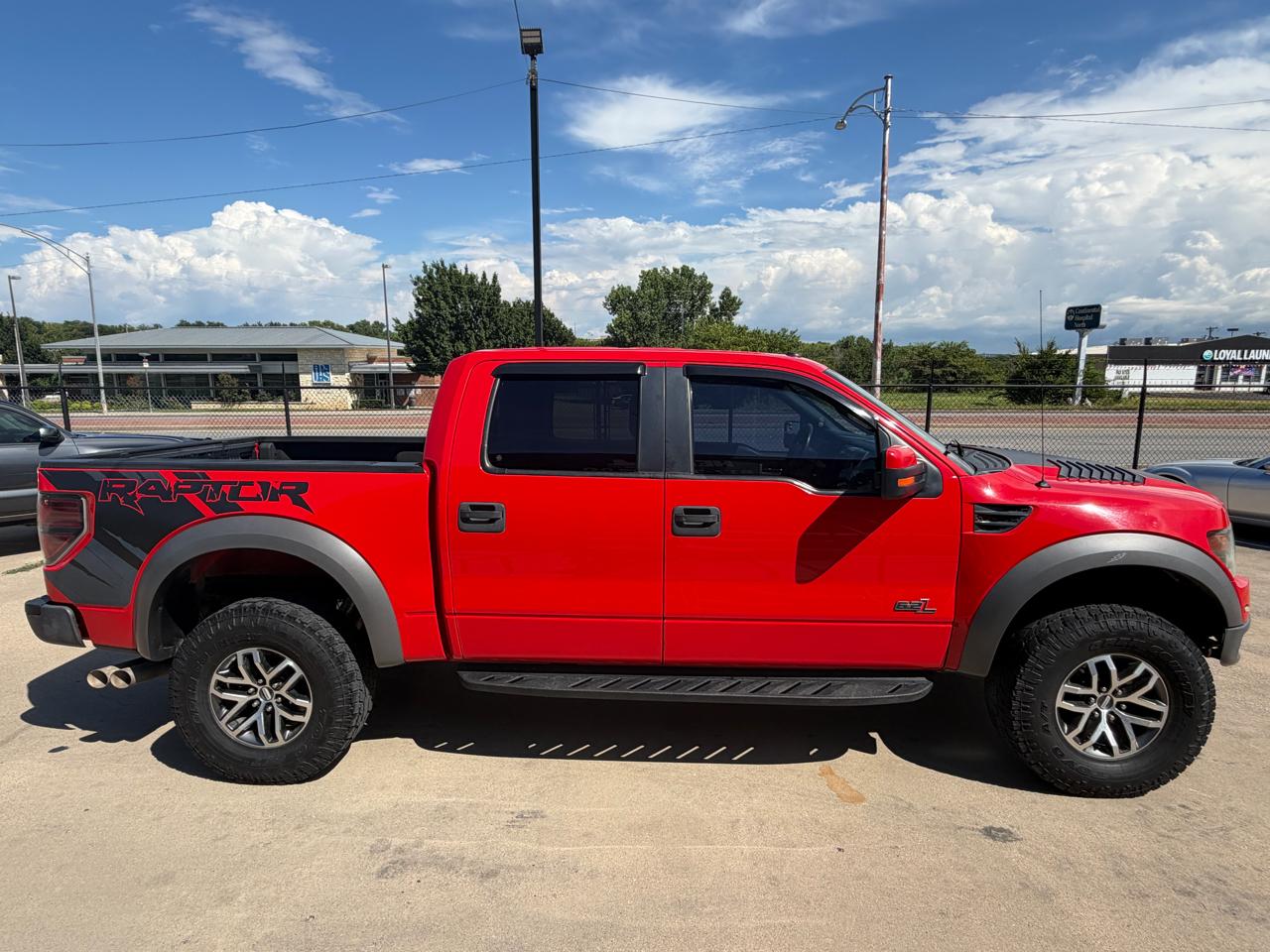 Ford F-150 SVT Raptor SuperCrew 5.5-ft. Bed 4WD 2013