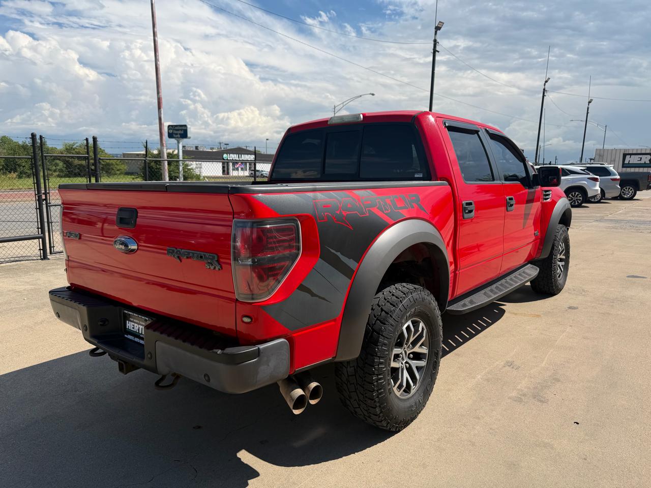 Ford F-150 SVT Raptor SuperCrew 5.5-ft. Bed 4WD 2013