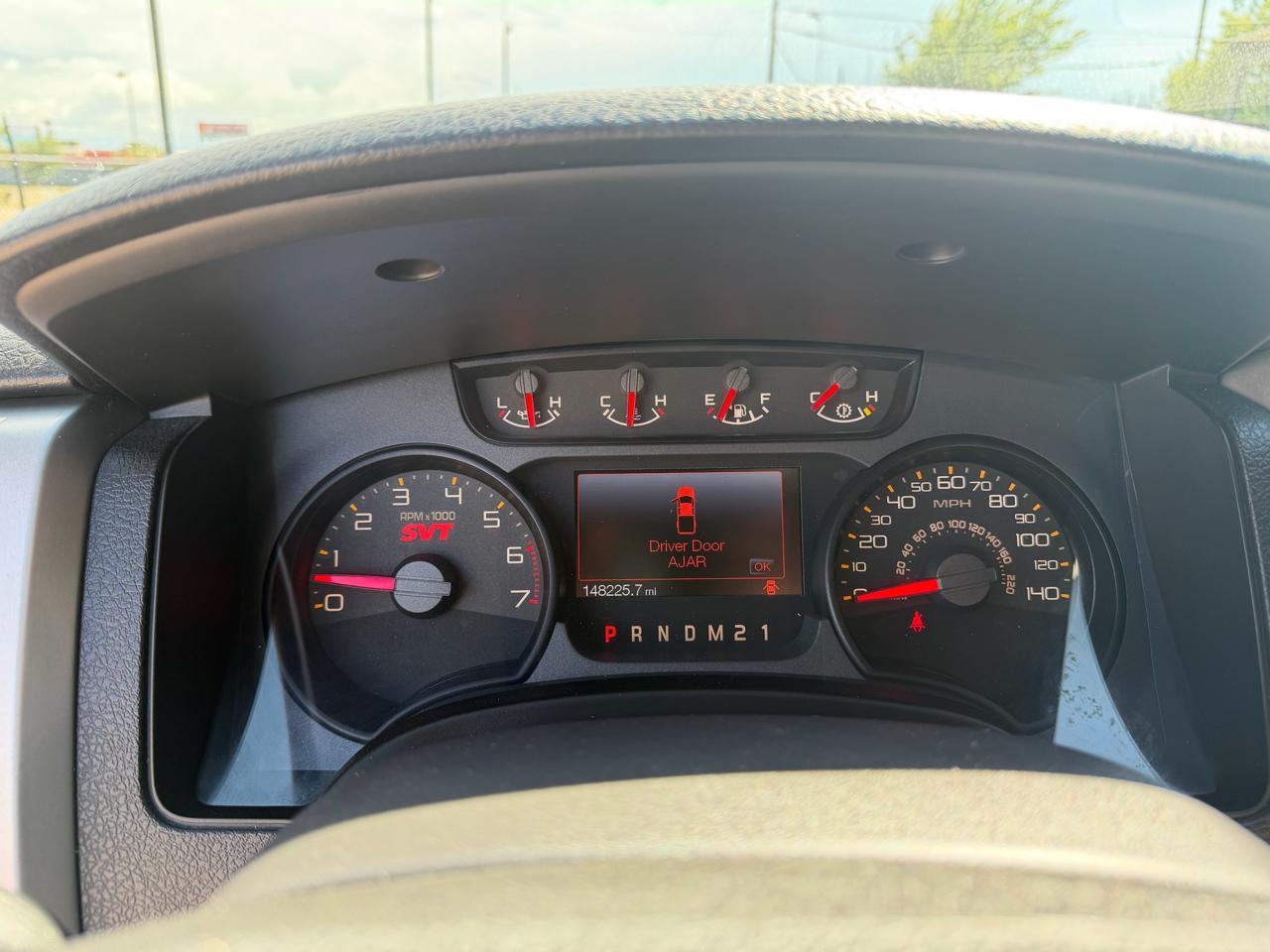 Ford F-150 SVT Raptor SuperCrew 5.5-ft. Bed 4WD 2013