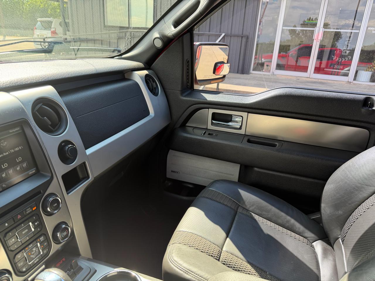 Ford F-150 SVT Raptor SuperCrew 5.5-ft. Bed 4WD 2013