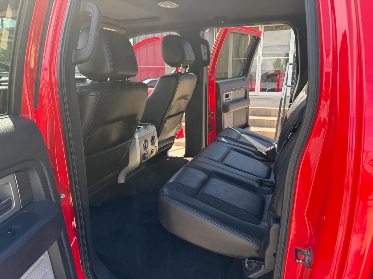 Ford F-150 SVT Raptor SuperCrew 5.5-ft. Bed 4WD 2013