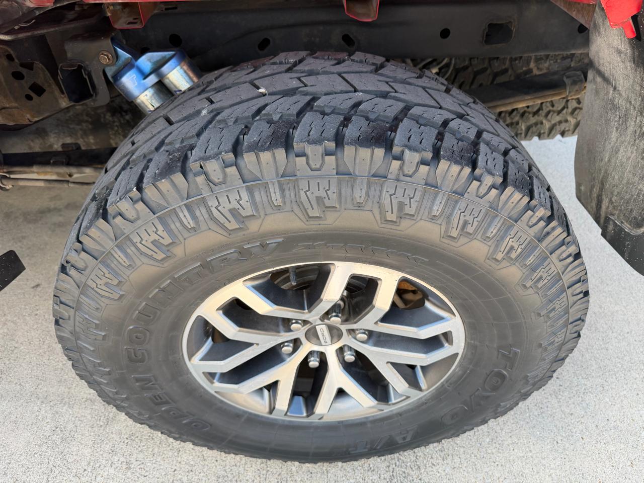 Ford F-150 SVT Raptor SuperCrew 5.5-ft. Bed 4WD 2013