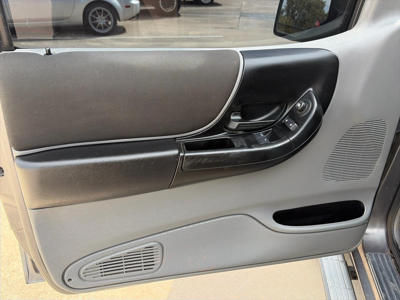 Ford Ranger 2dr Supercab 126" WB Sport 2009
