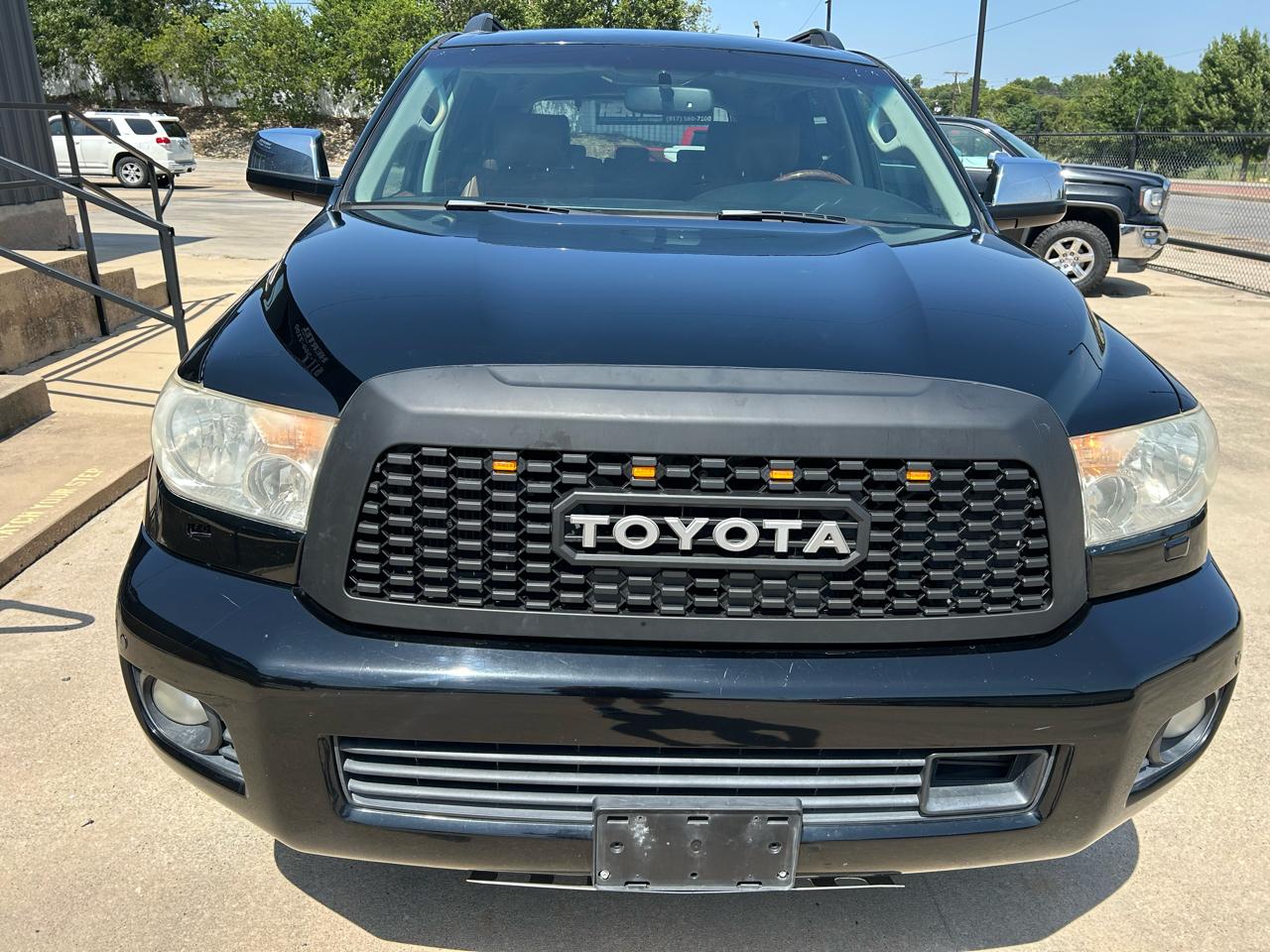 Toyota Sequoia Plantium 2WD 2010