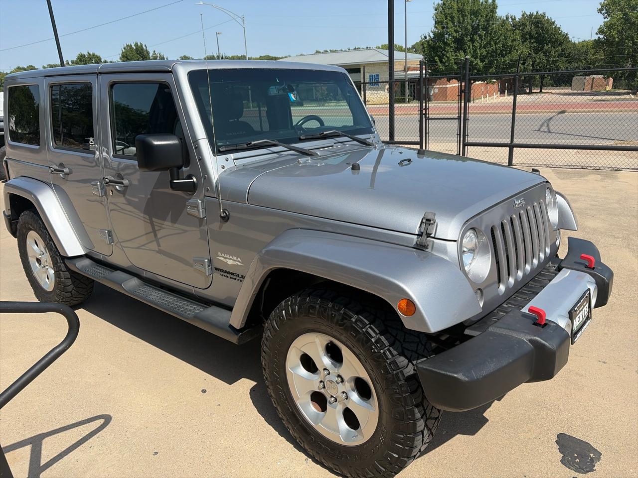 Jeep Wrangler Unlimited Sahara 4WD 2015
