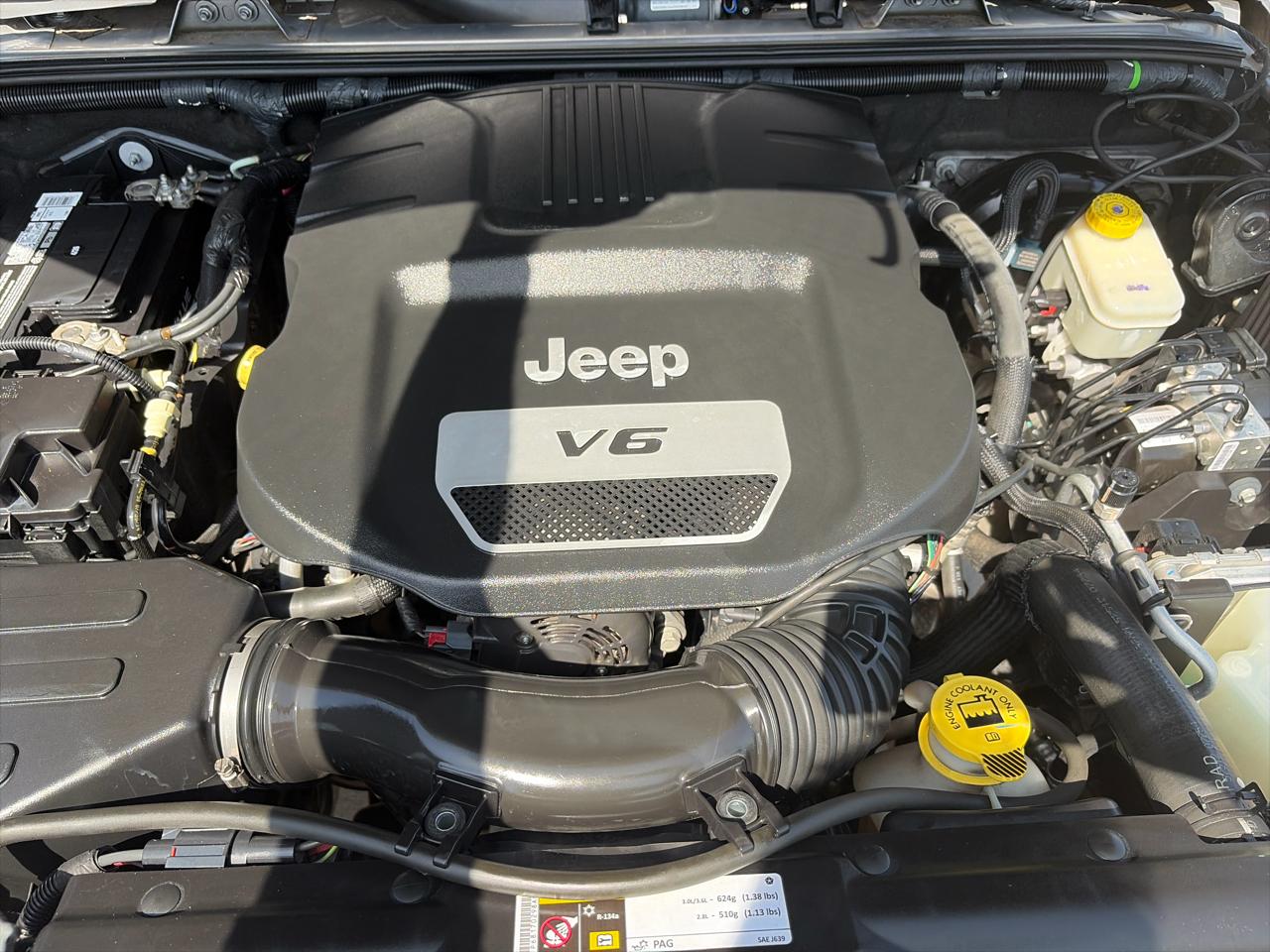 Jeep Wrangler Unlimited Sahara 4WD 2015