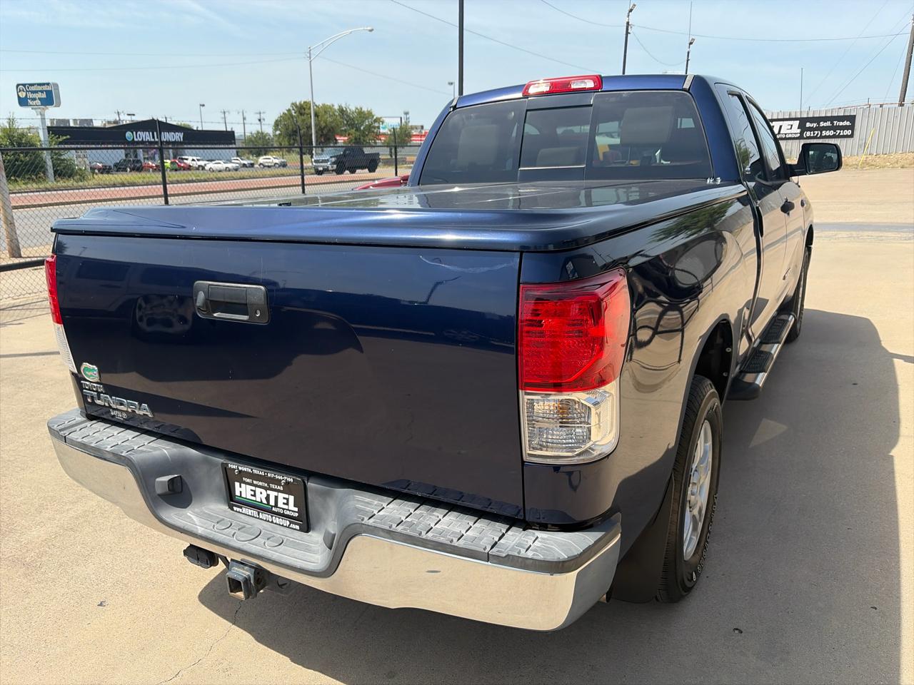 Toyota Tundra Tundra-Grade 5.7L Double Cab 2WD 2012
