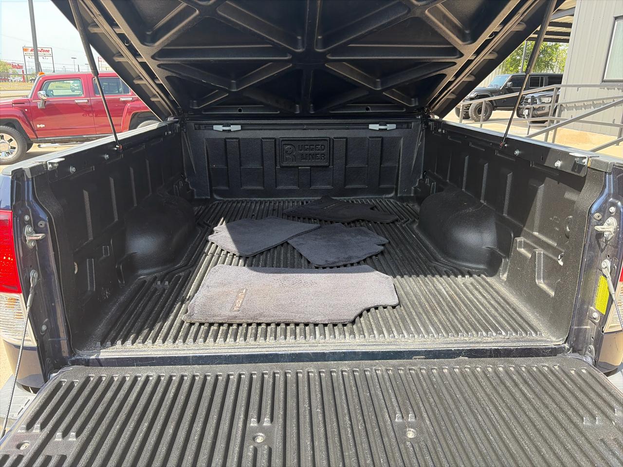 Toyota Tundra Tundra-Grade 5.7L Double Cab 2WD 2012