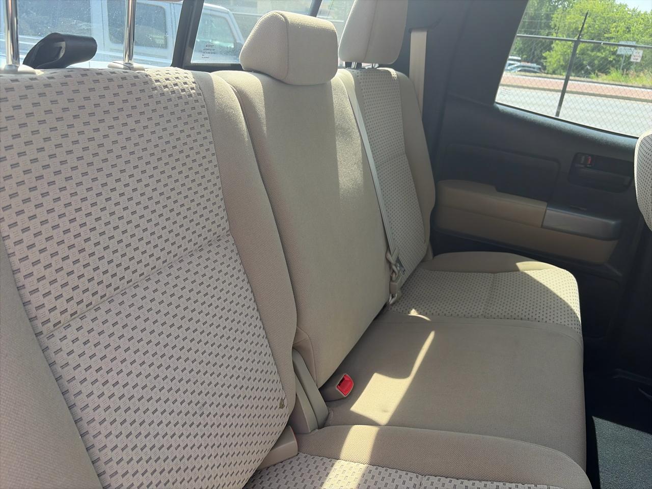 Toyota Tundra Tundra-Grade 5.7L Double Cab 2WD 2012