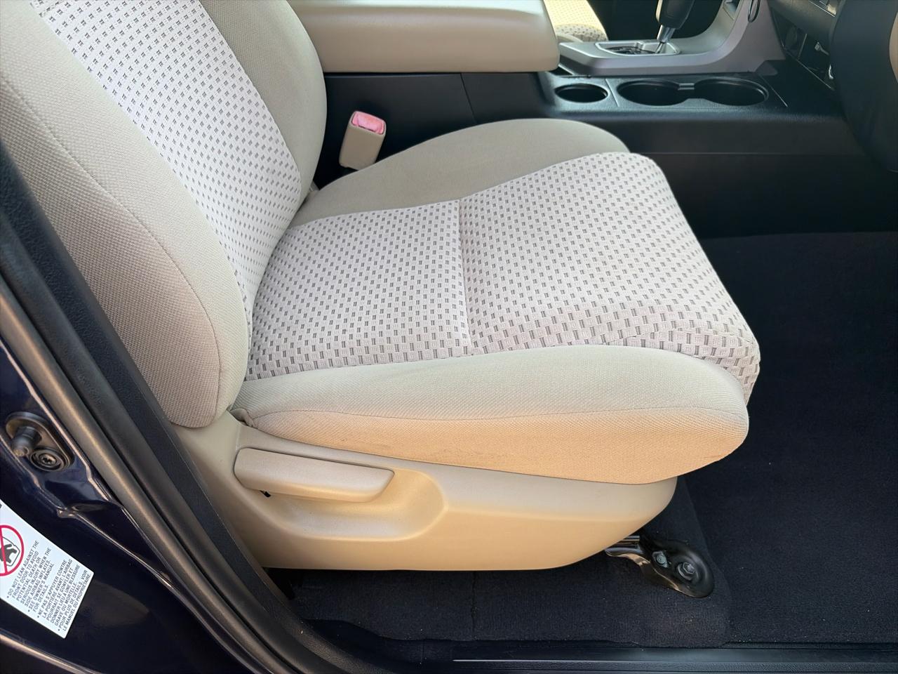 Toyota Tundra Tundra-Grade 5.7L Double Cab 2WD 2012