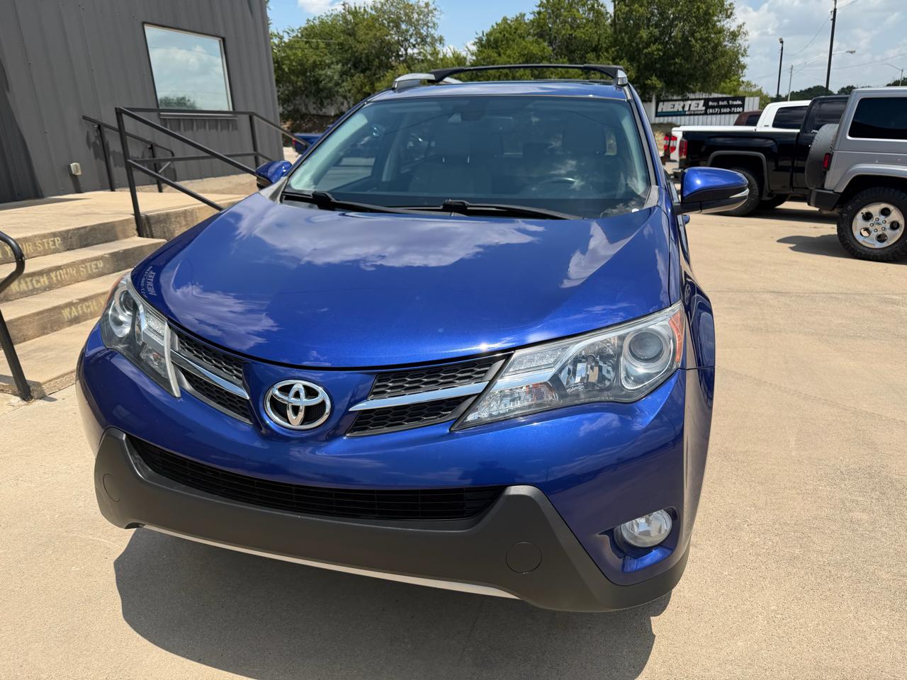 Toyota RAV4 Limited FWD 2015
