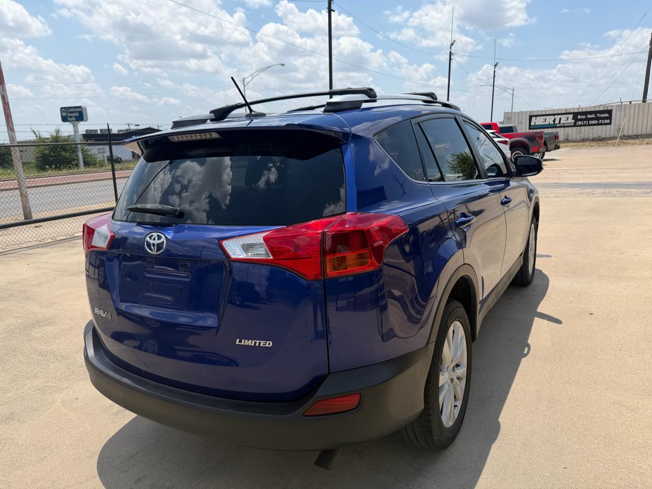 Toyota RAV4 Limited FWD 2015